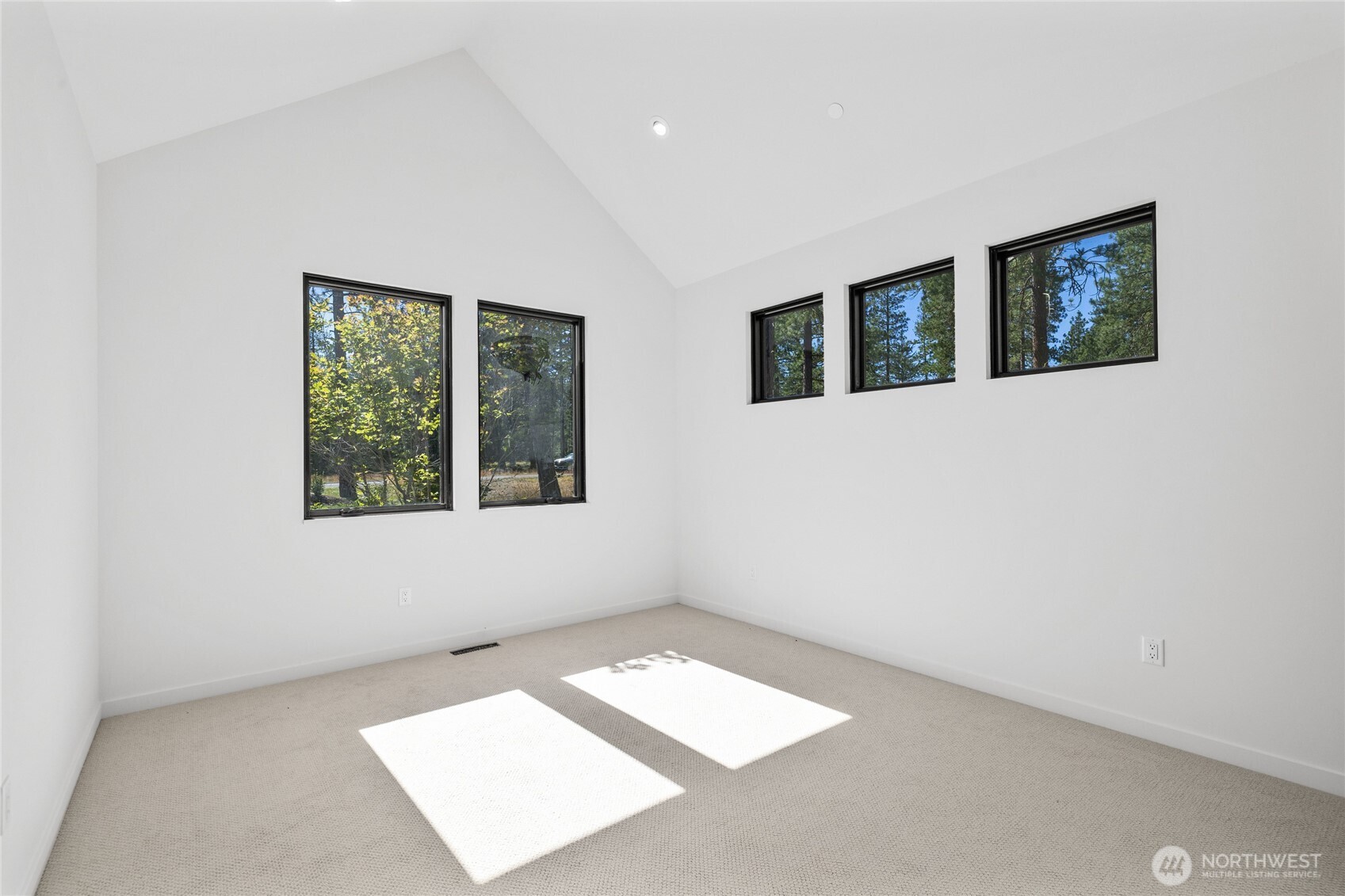 1791 Wanawish Loop Property Photo 22