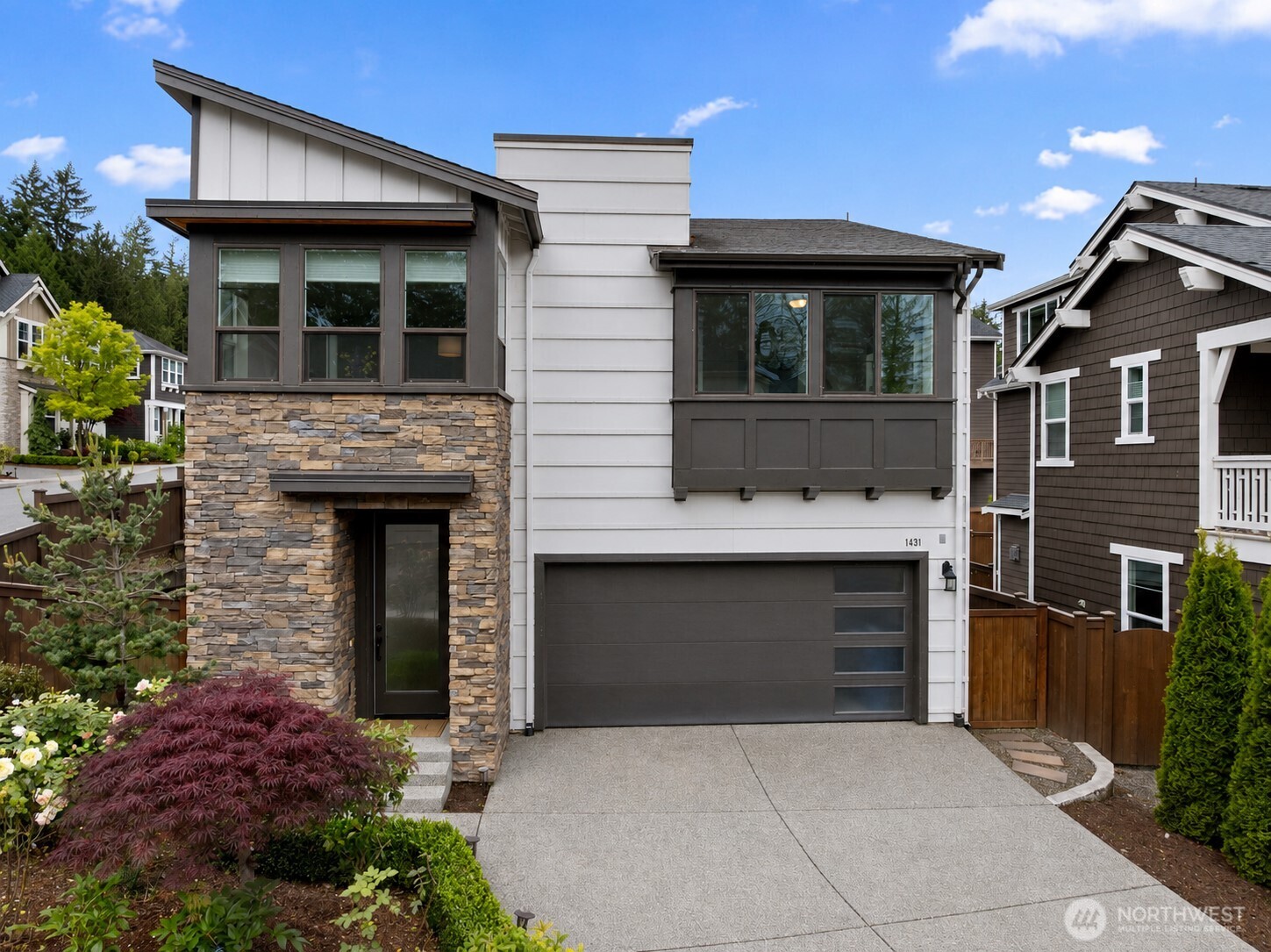 1431 243rd Place Property Photo 1