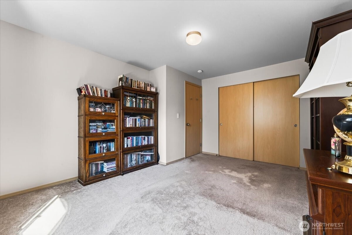 7240 177th Street Property Photo 20