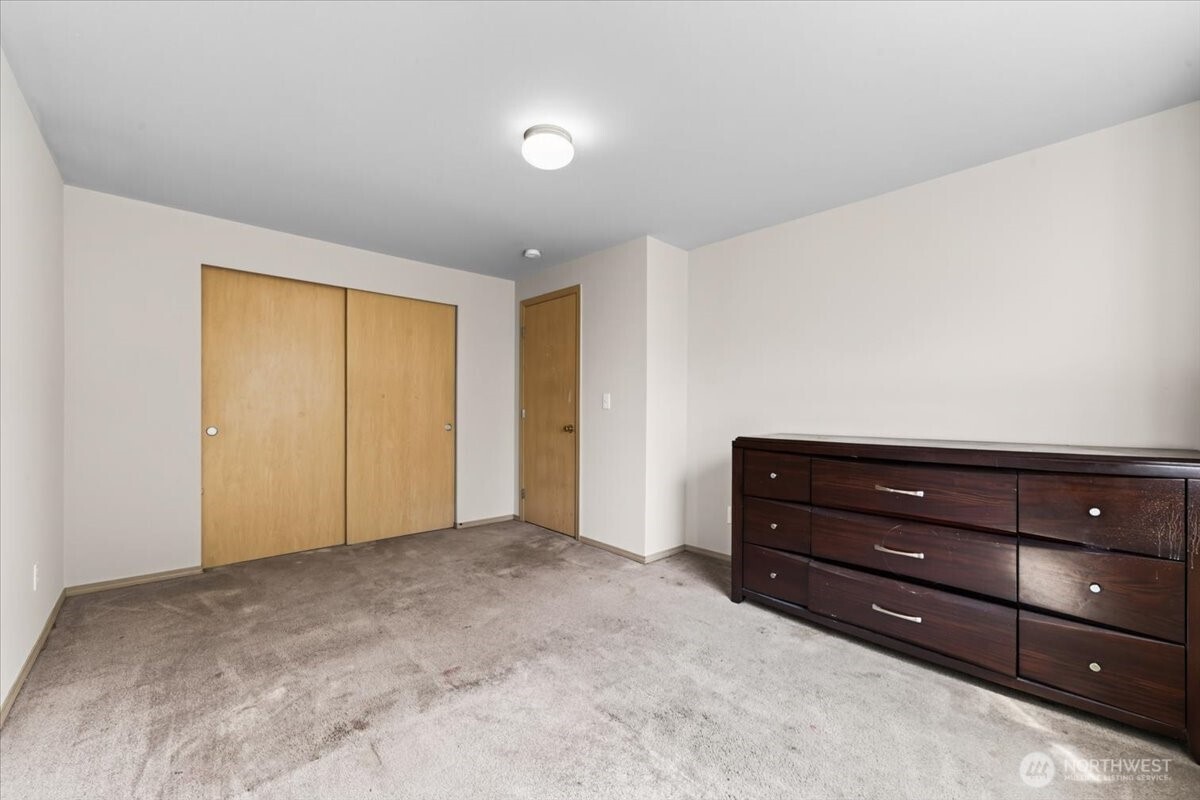 7240 177th Street Property Photo 22