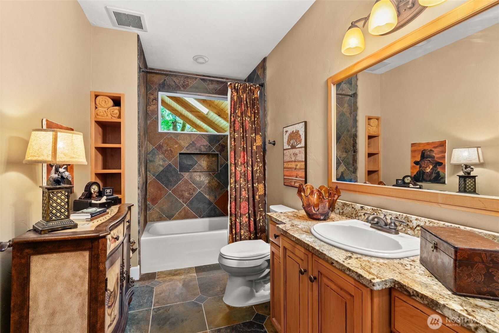 7920 Holiday Valley Drive Property Photo 19