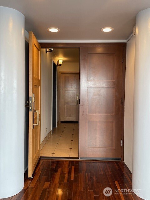 404 N D Street 11e Property Photo 3