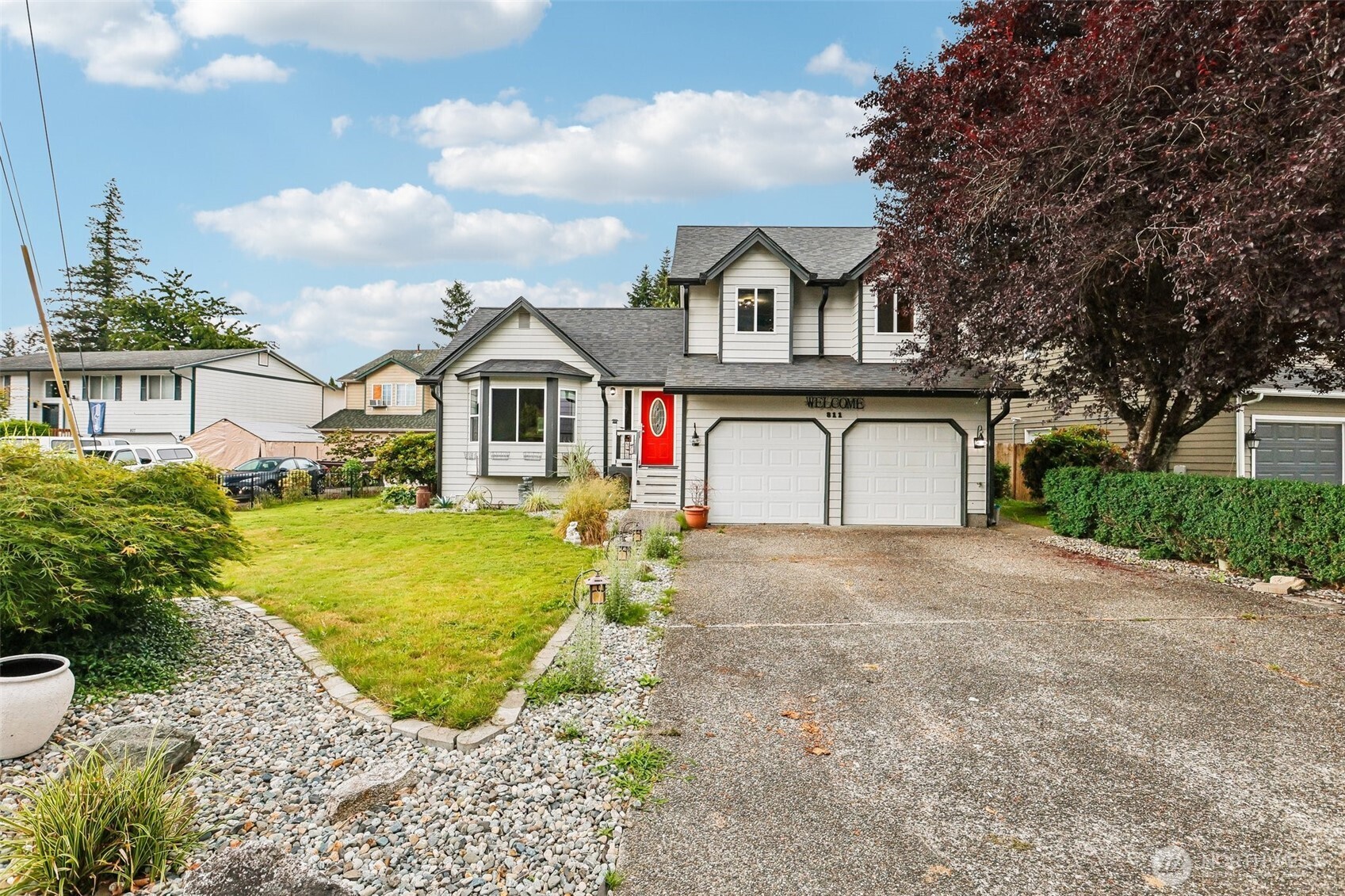 811 5th Drive Property Photo 1