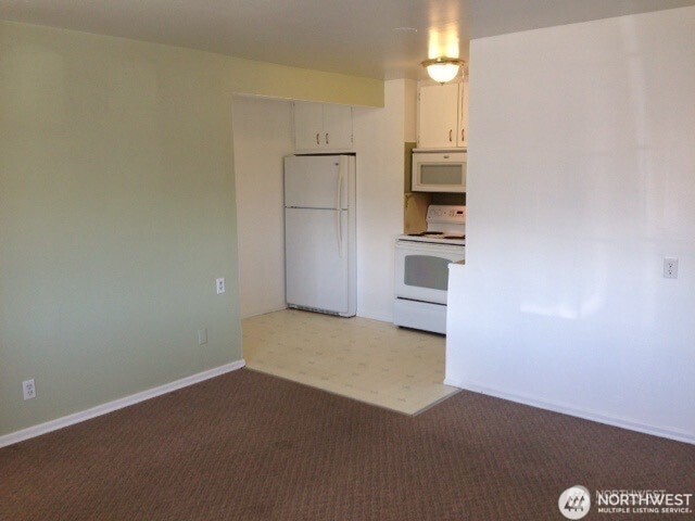 220 N Main Street Property Photo 34