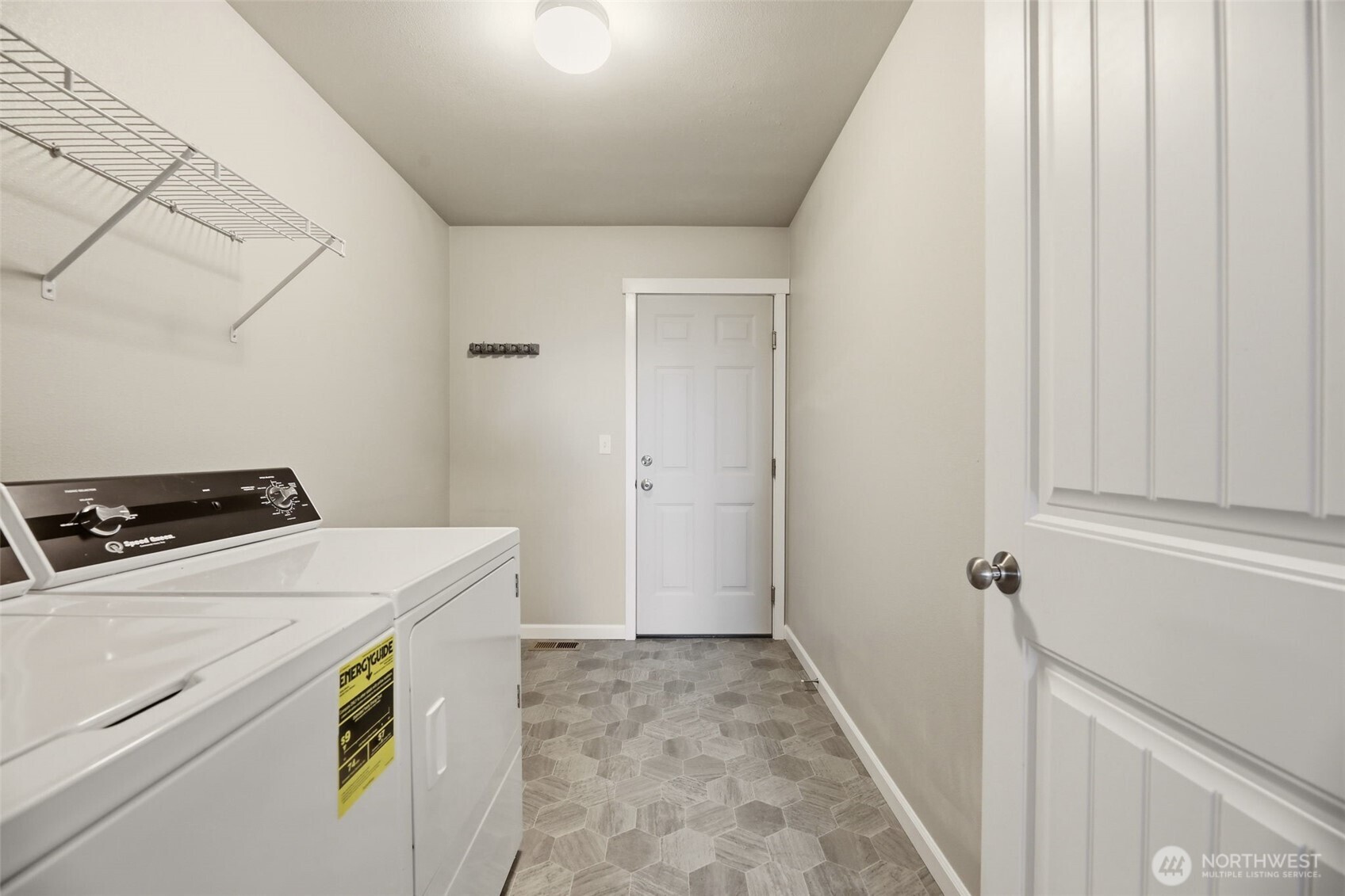 183 Rainier Lane Property Photo 20