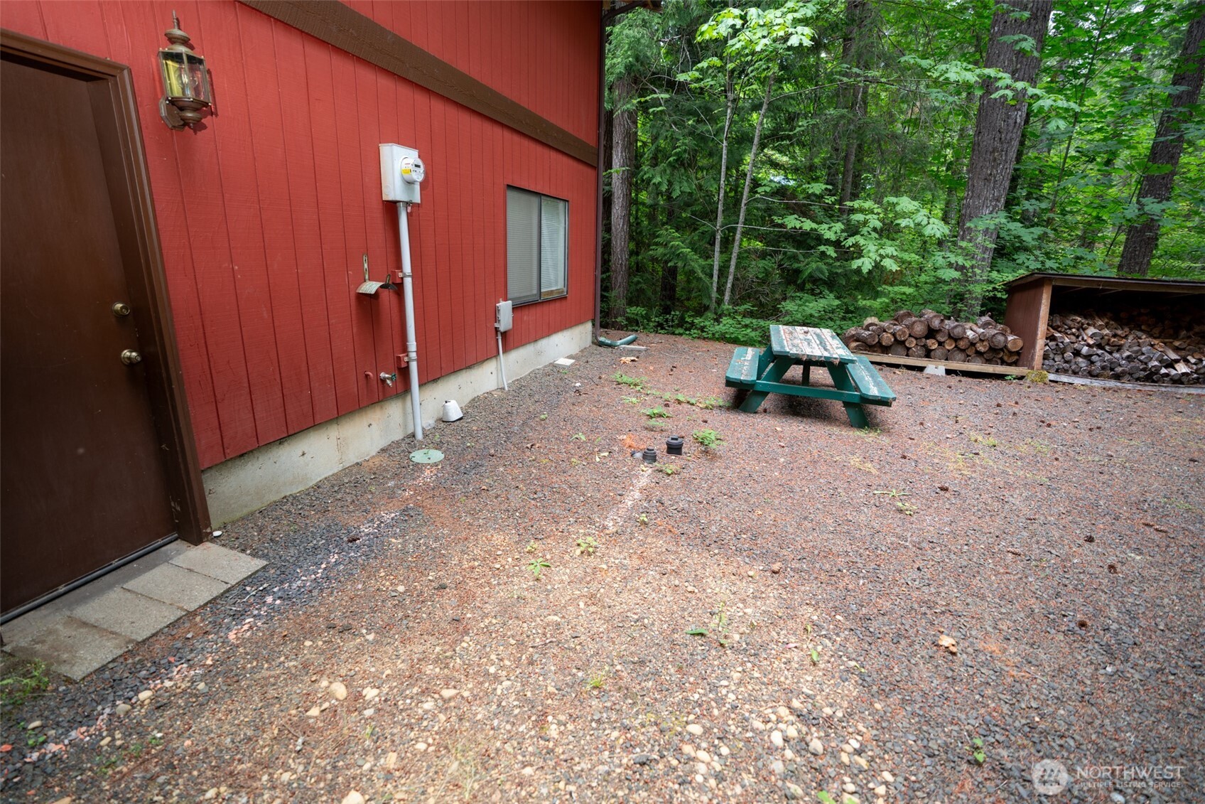 321 N Wynoochee Drive Property Photo 16