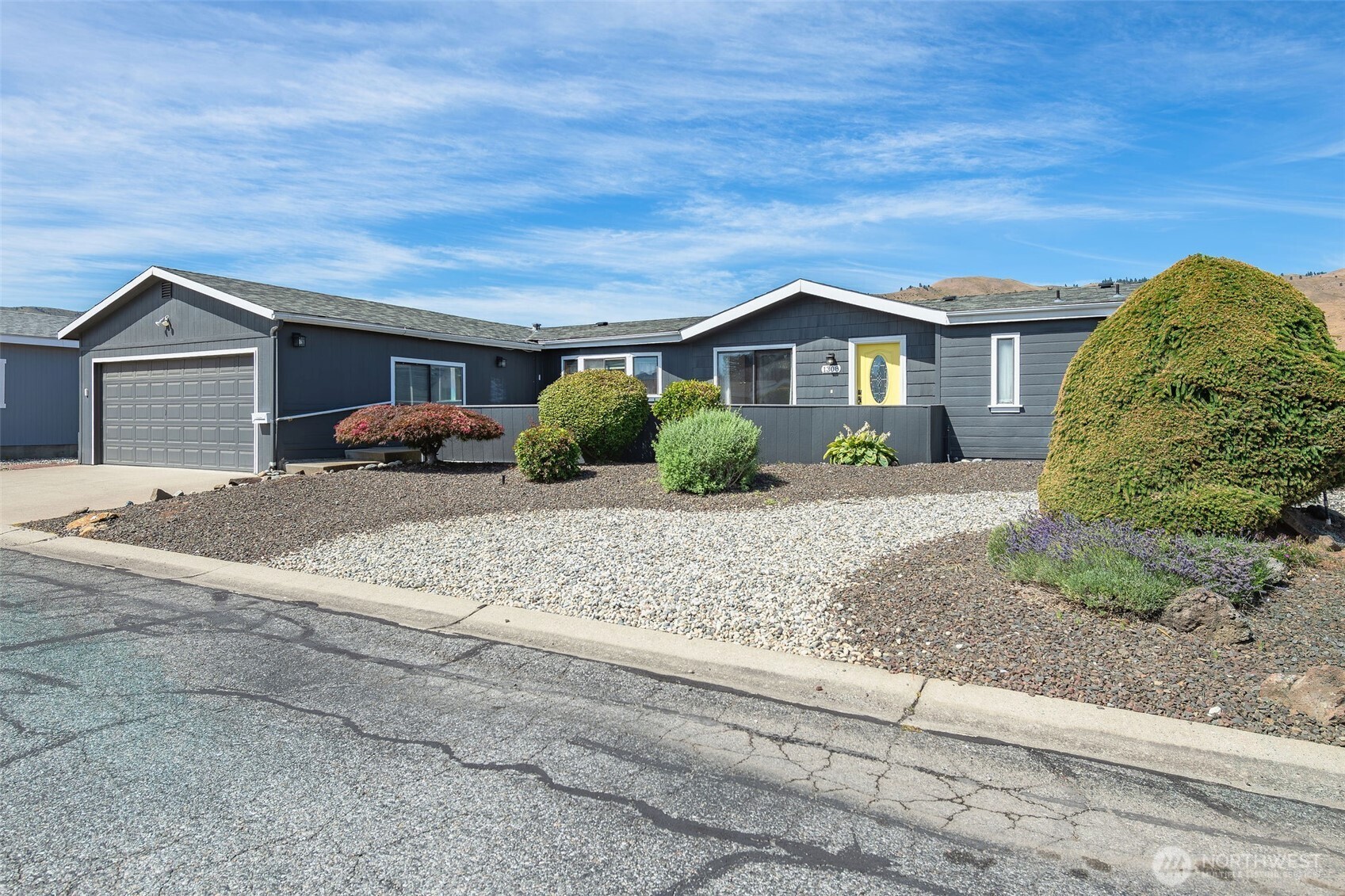 1308 Glacier Place 67 Property Photo 2