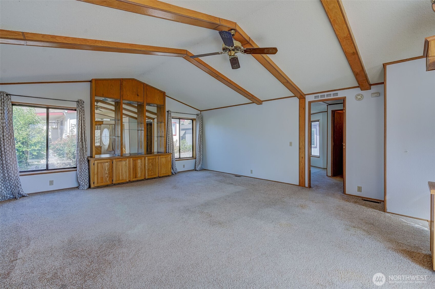 1308 Glacier Place 67 Property Photo 5