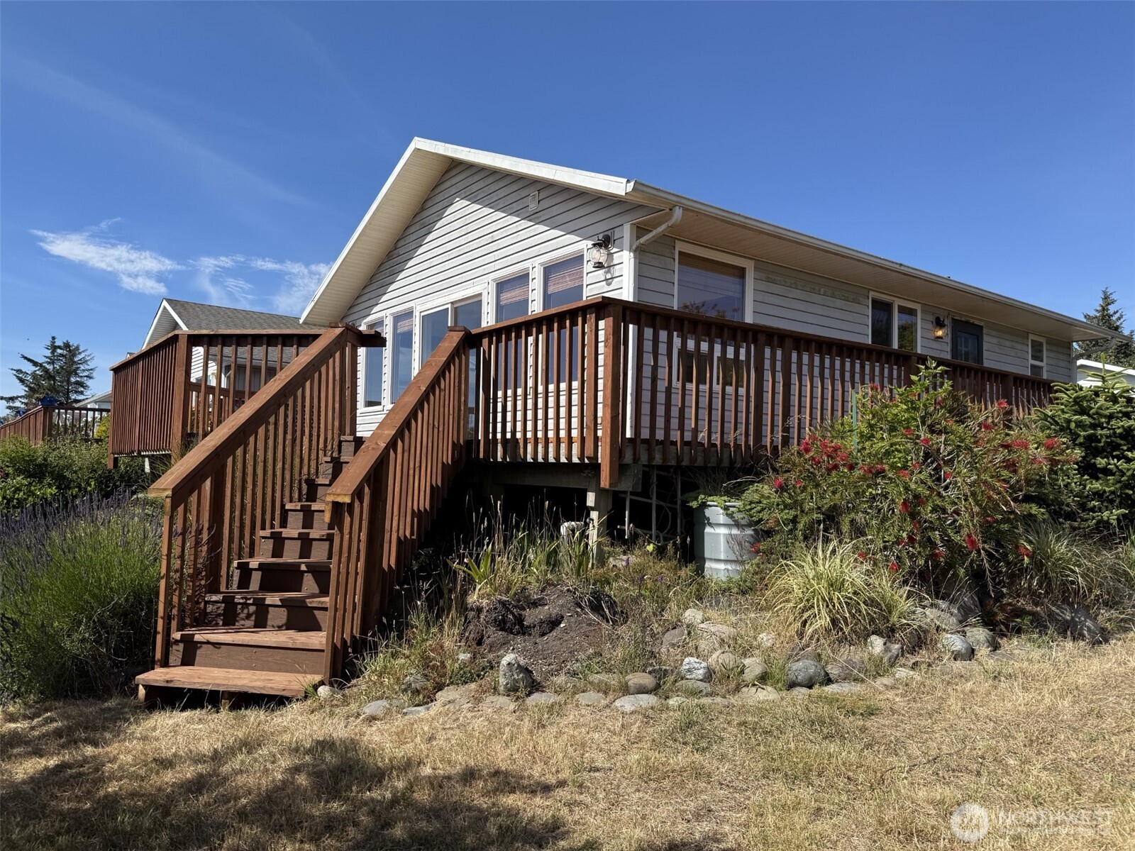 725 Wawona Avenue Property Photo 4