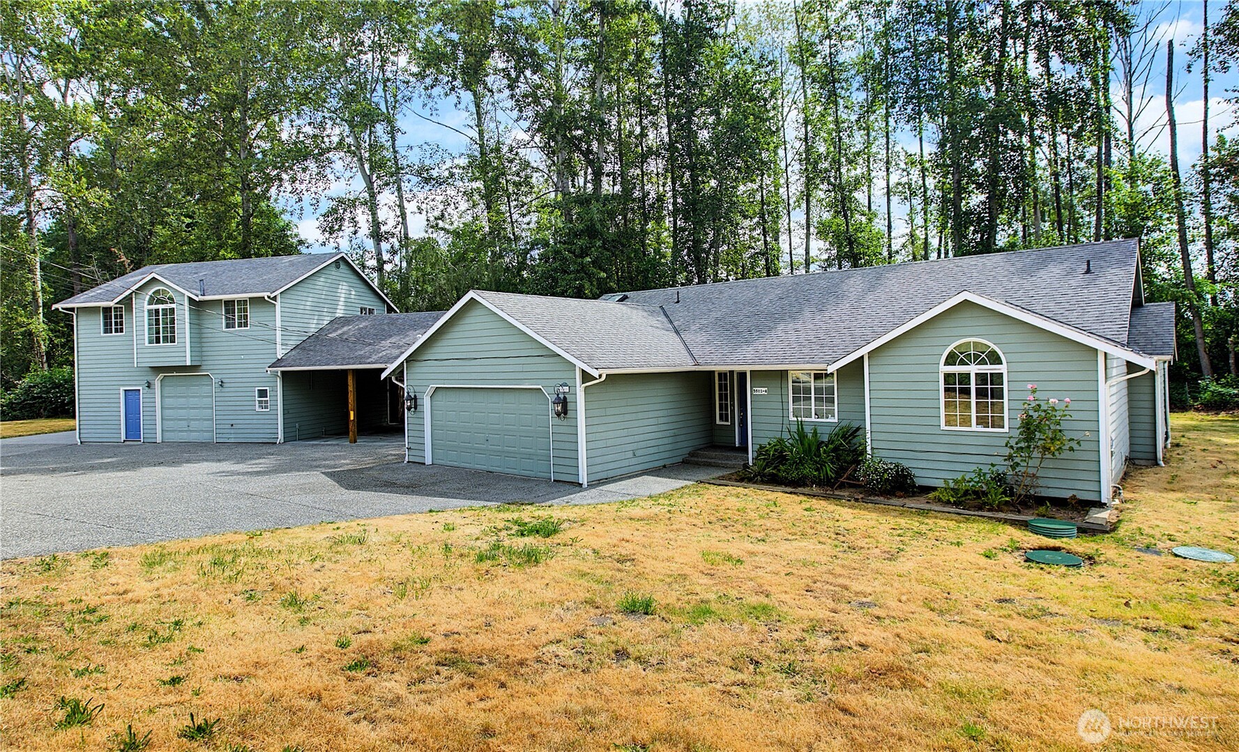 5511 96th Drive Property Photo 1