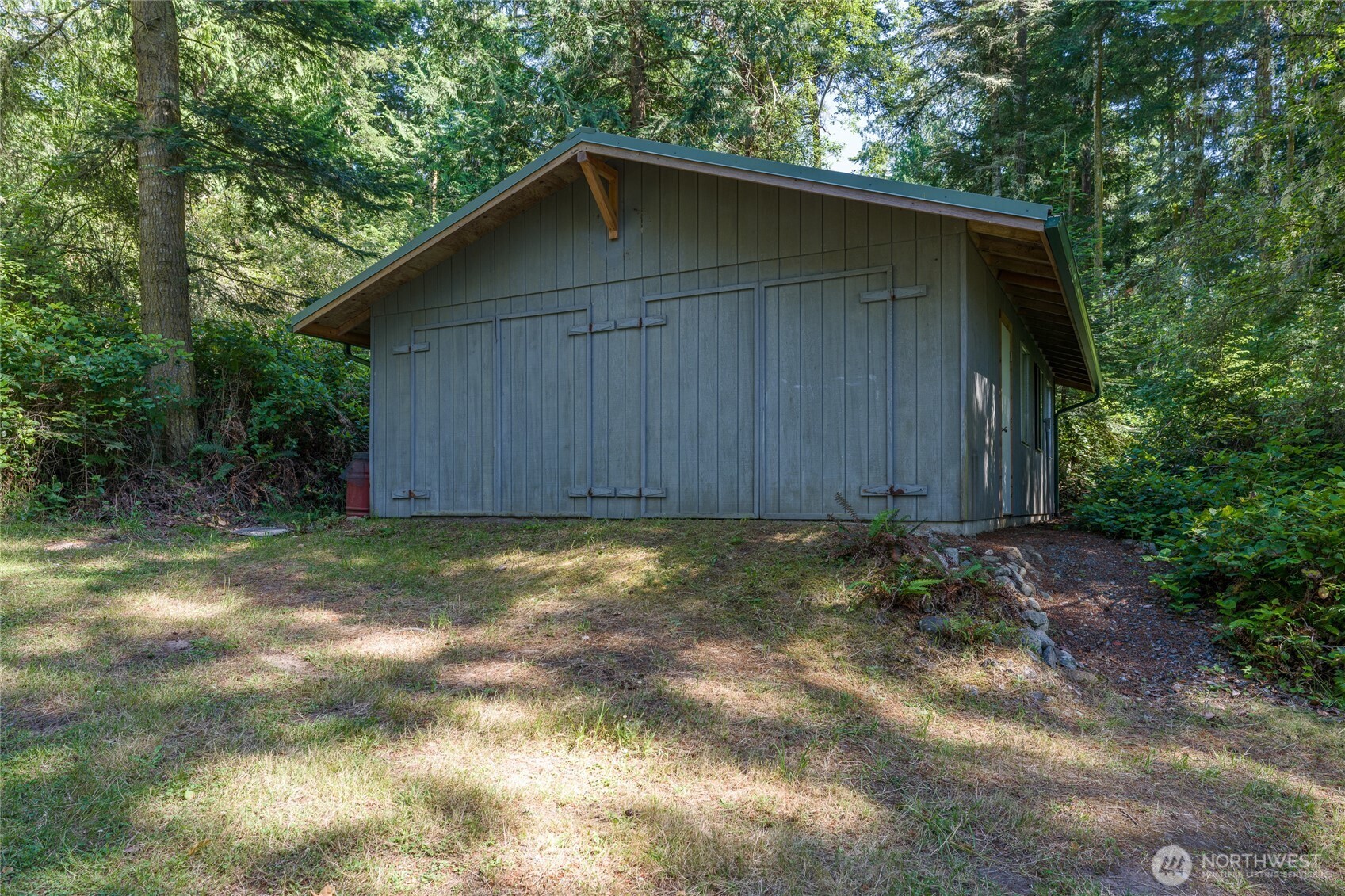 304 Frances Lane Property Photo 24