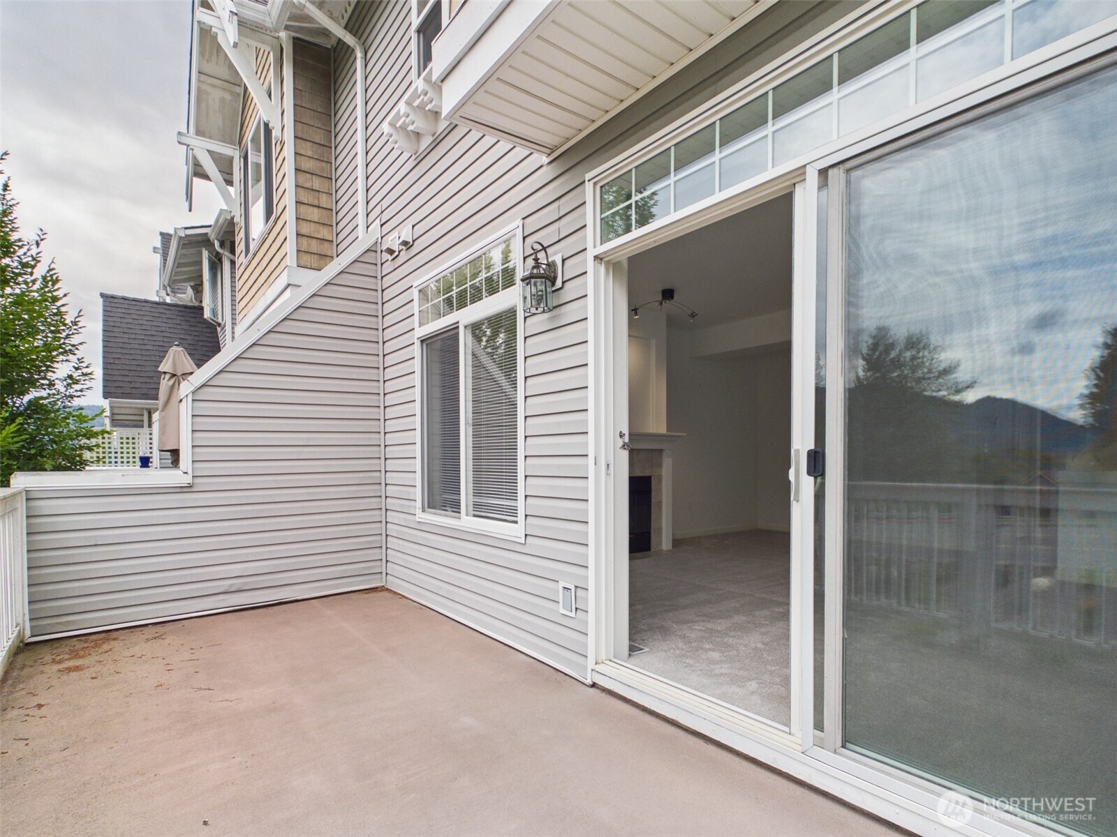 23120 Se Black Nugget Road A6 Property Photo 29