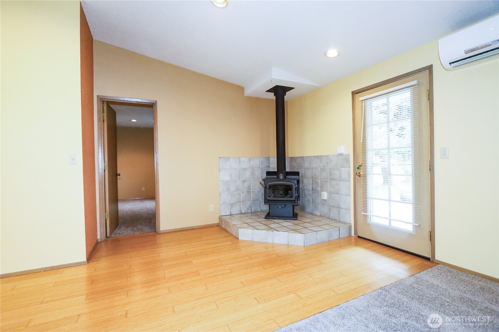 243 Octopus Avenue Property Photo 6
