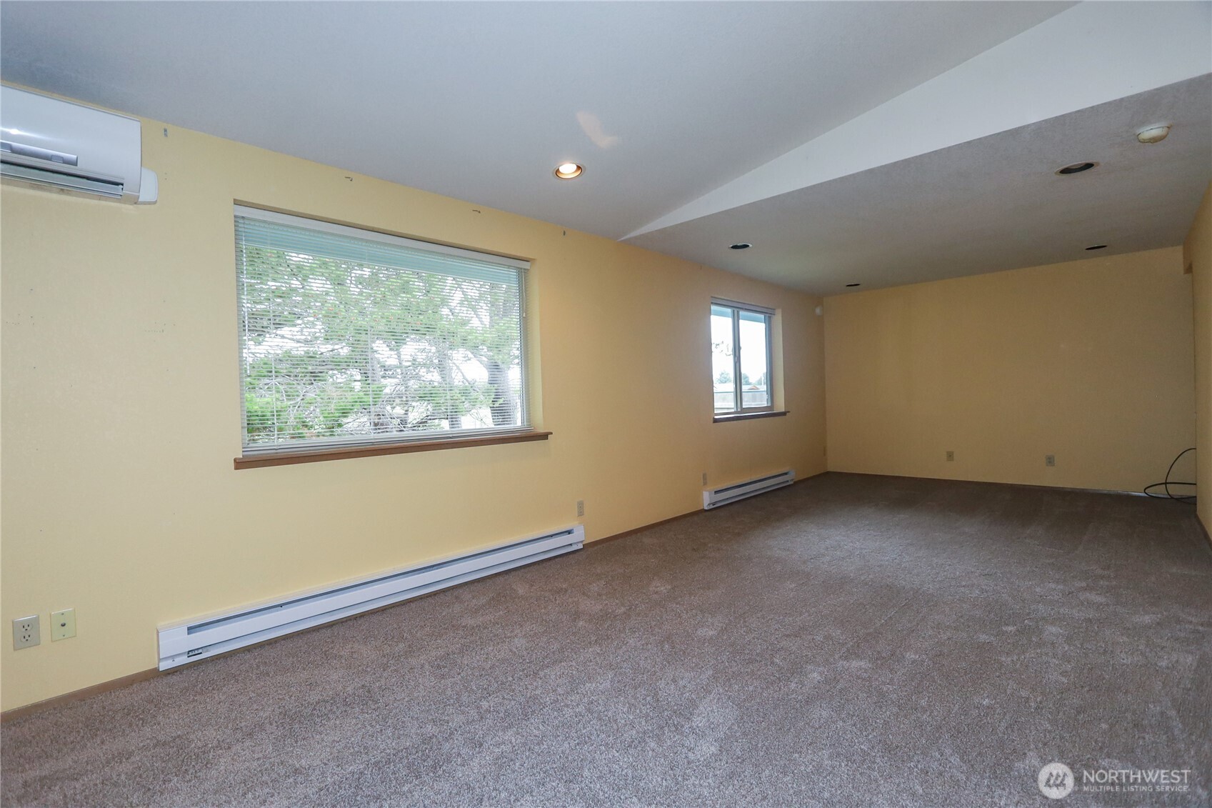 243 Octopus Avenue Property Photo 7