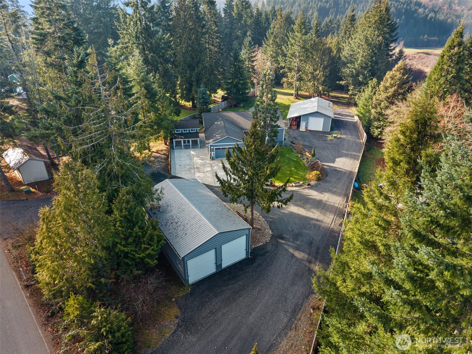 3115 & 3119 Zenkner Valley Road Property Photo 2