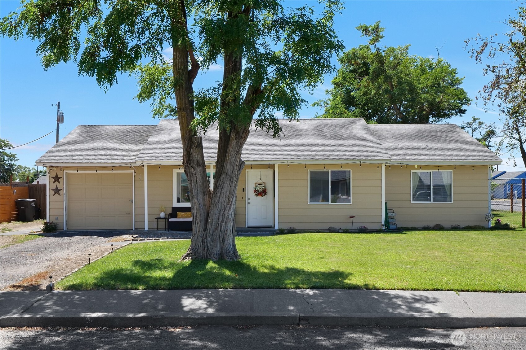 1232 Arlington Drive Property Photo 1