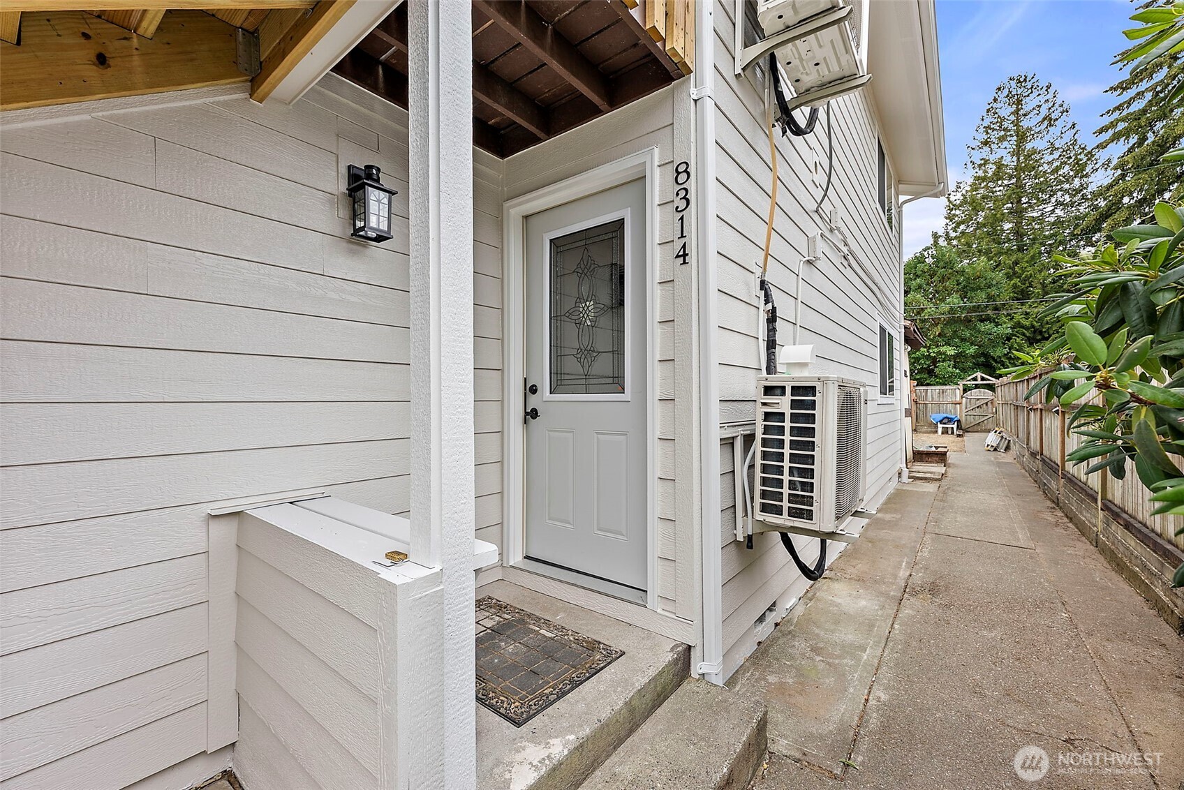 8314 S Park Avenue Property Photo 3
