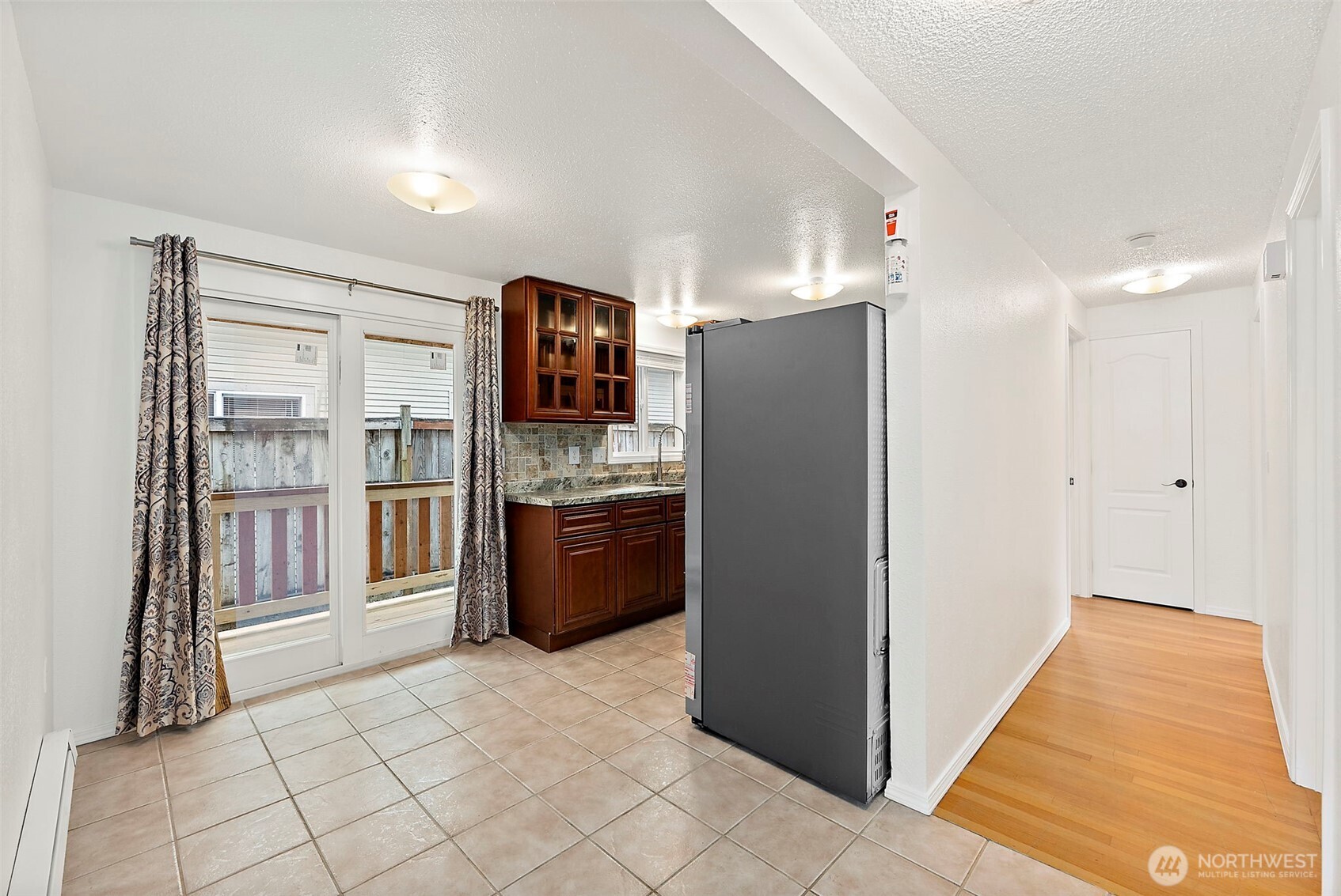 8314 S Park Avenue Property Photo 7