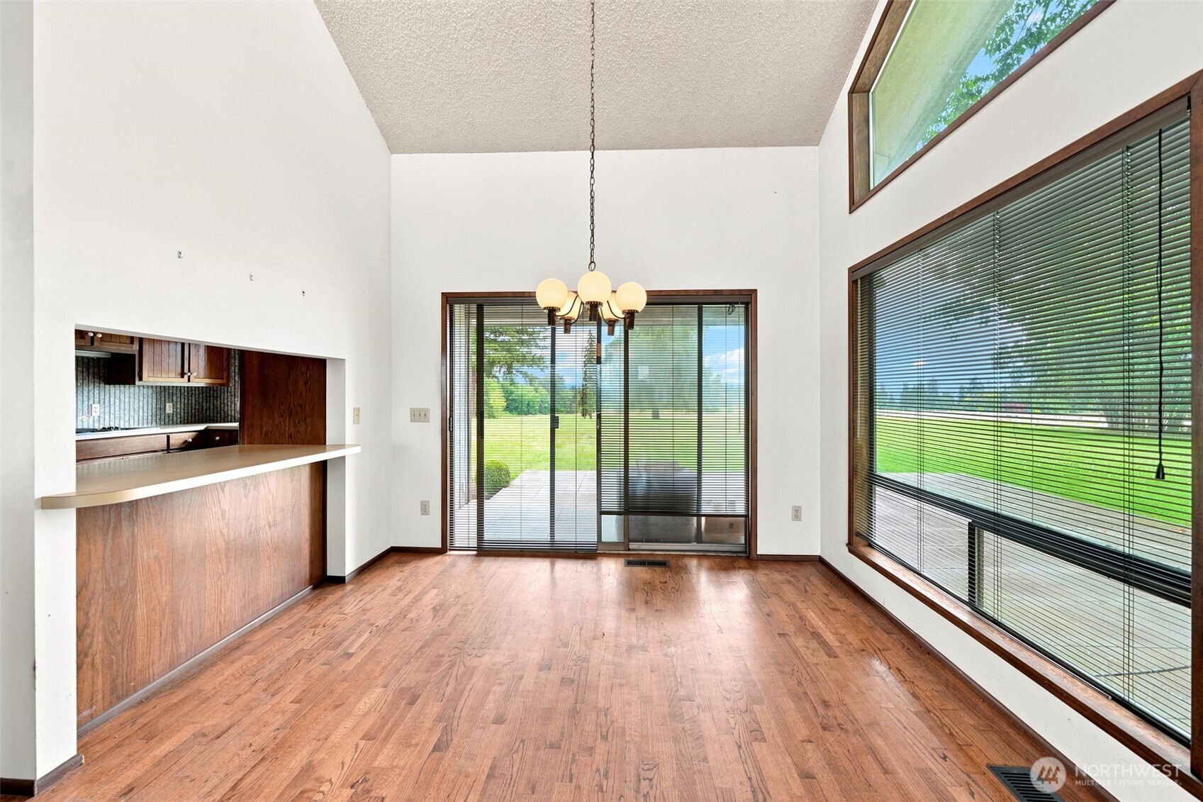 830 236th Street Property Photo 5