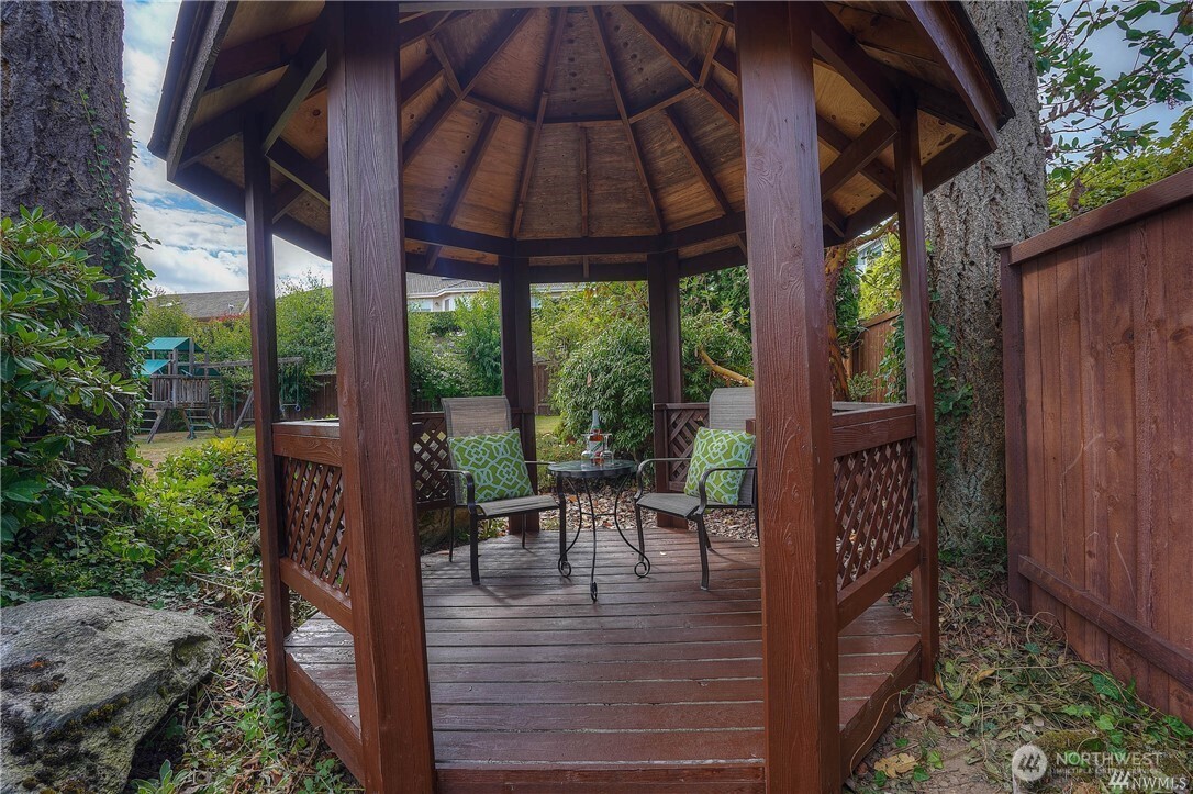 1920 Parkview Drive Property Photo 32