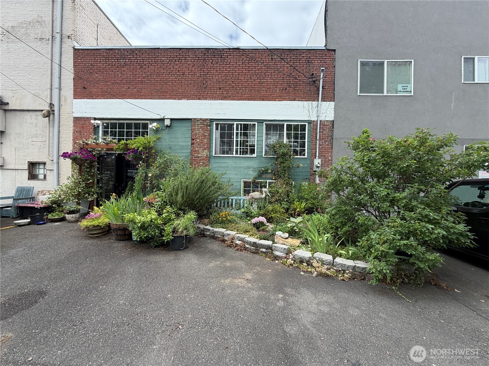 314 Tower Property Photo 5