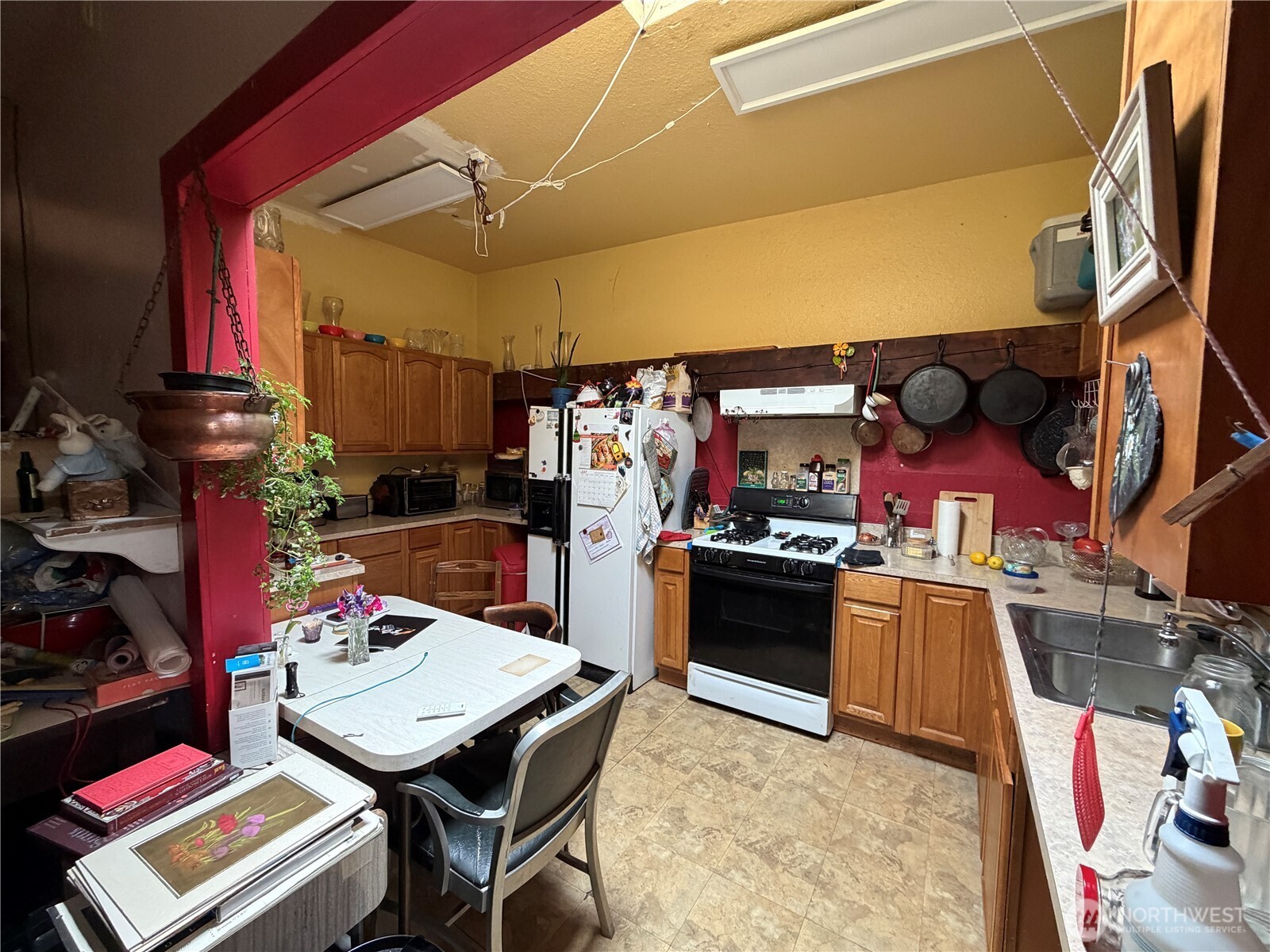 314 Tower Property Photo 12