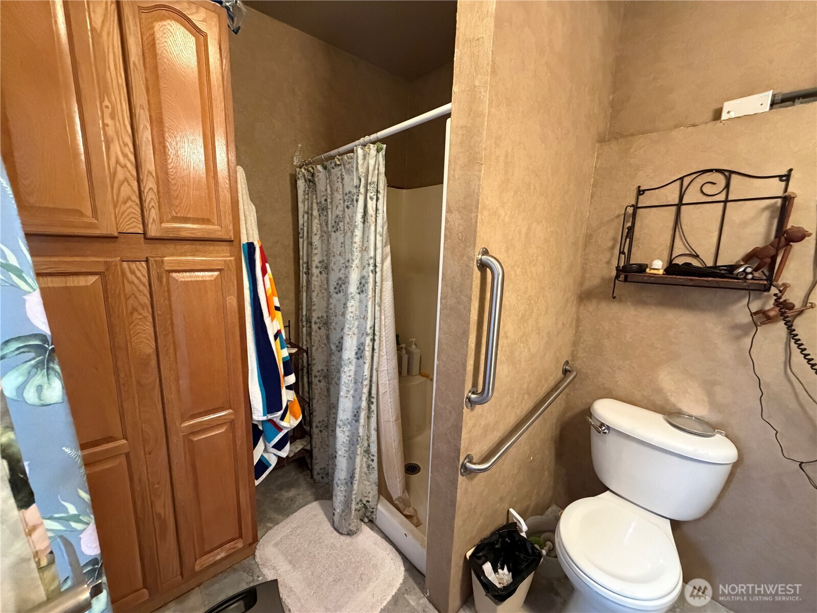 314 Tower Property Photo 16