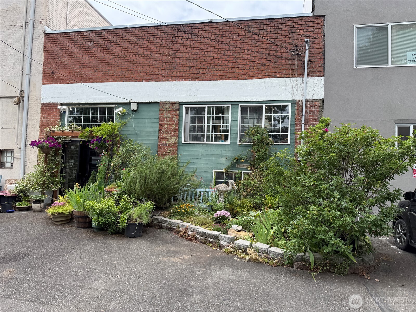 314 Tower Property Photo 22