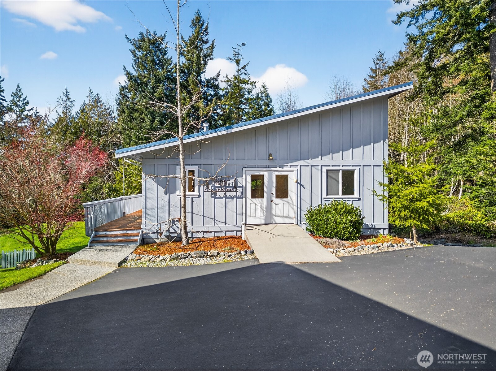 8651 Turners Bay Place Property Photo 4