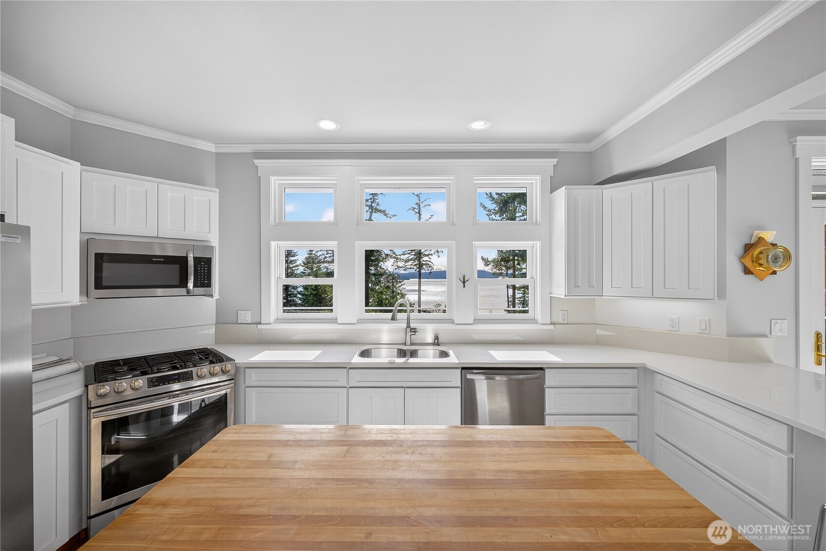 8651 Turners Bay Place Property Photo 12
