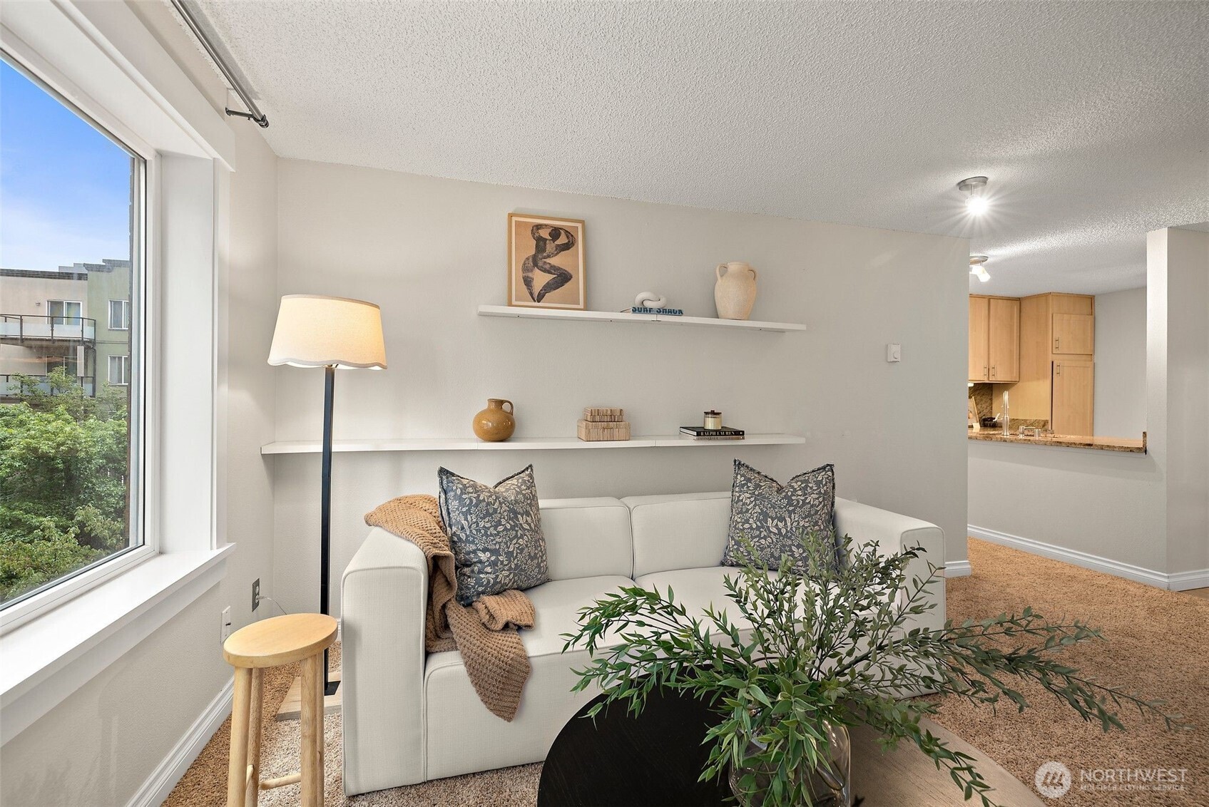 1300 University Street 4c Property Photo 2