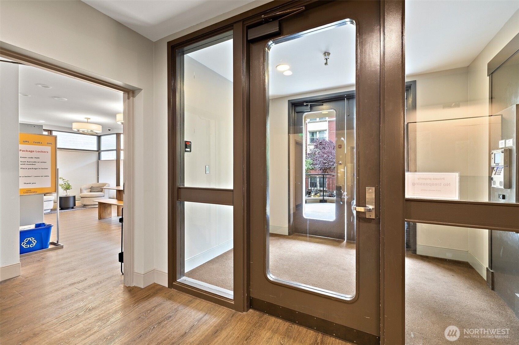 1300 University Street 4c Property Photo 19