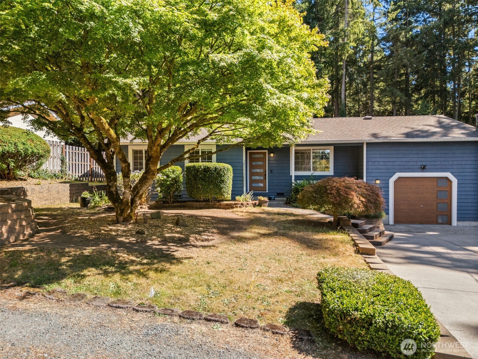 7685 NE Harbor View Drive Property Photo 1