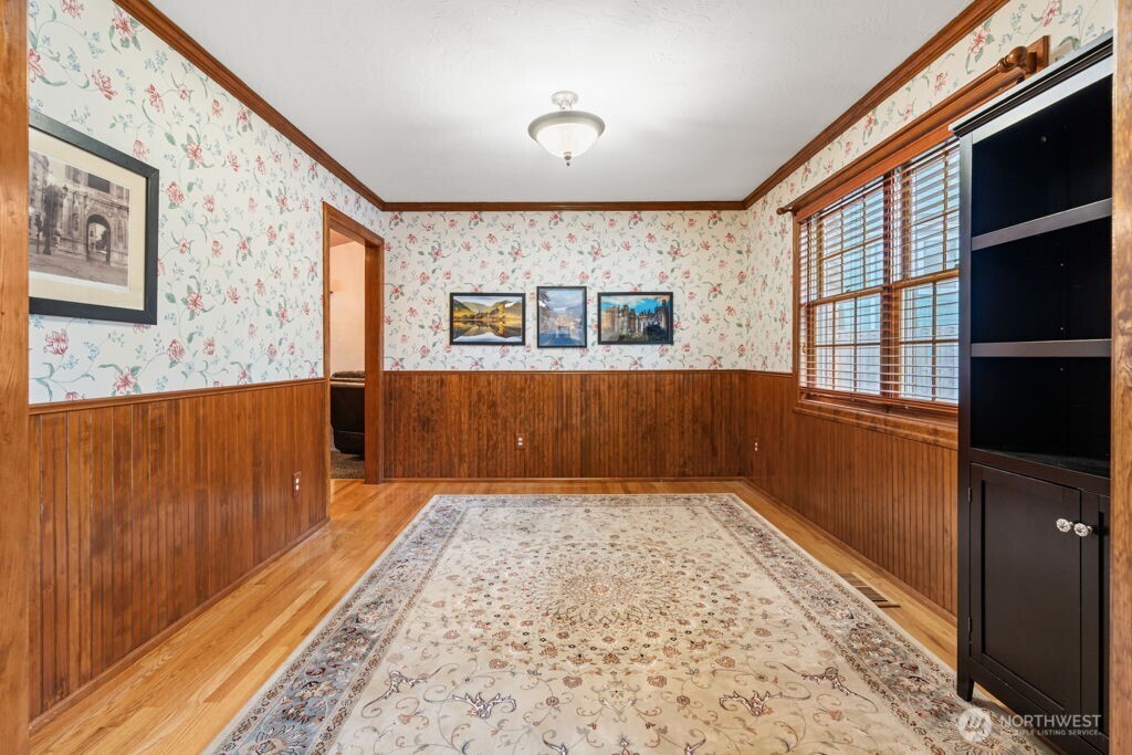 2706 Walnut Loop Property Photo 11