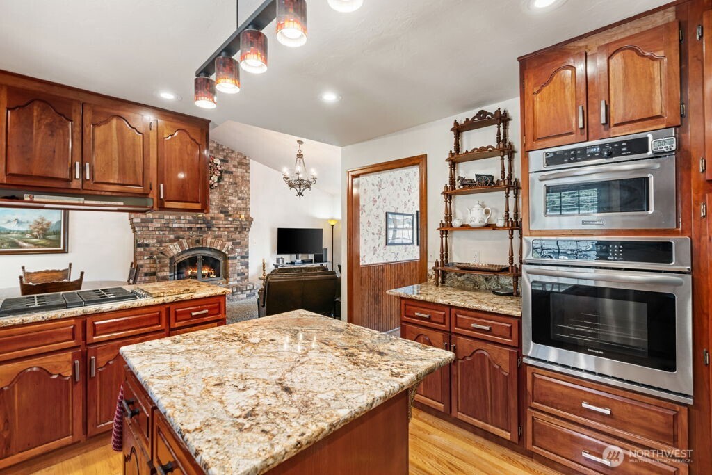 2706 Walnut Loop Property Photo 15