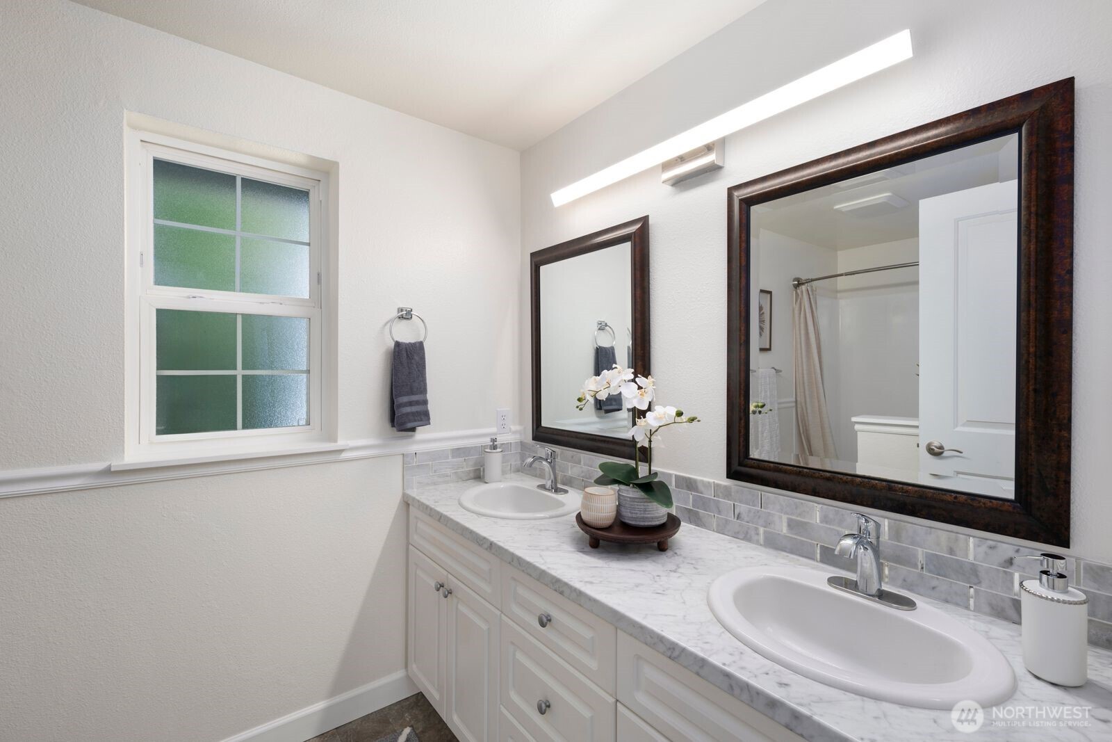23333 Cedar Way C201 Property Photo 12