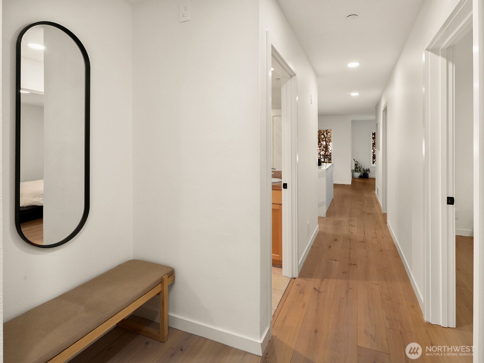 1029 Belmont Avenue 305 Property Photo 4