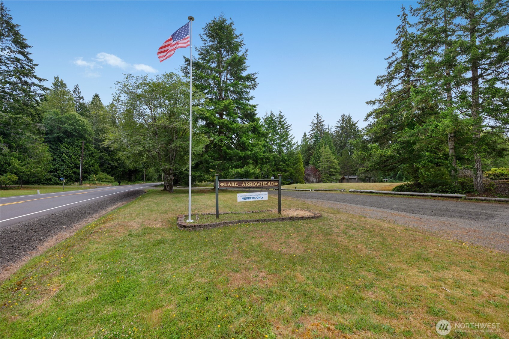 53 Lake Arrowhead Property Photo 12