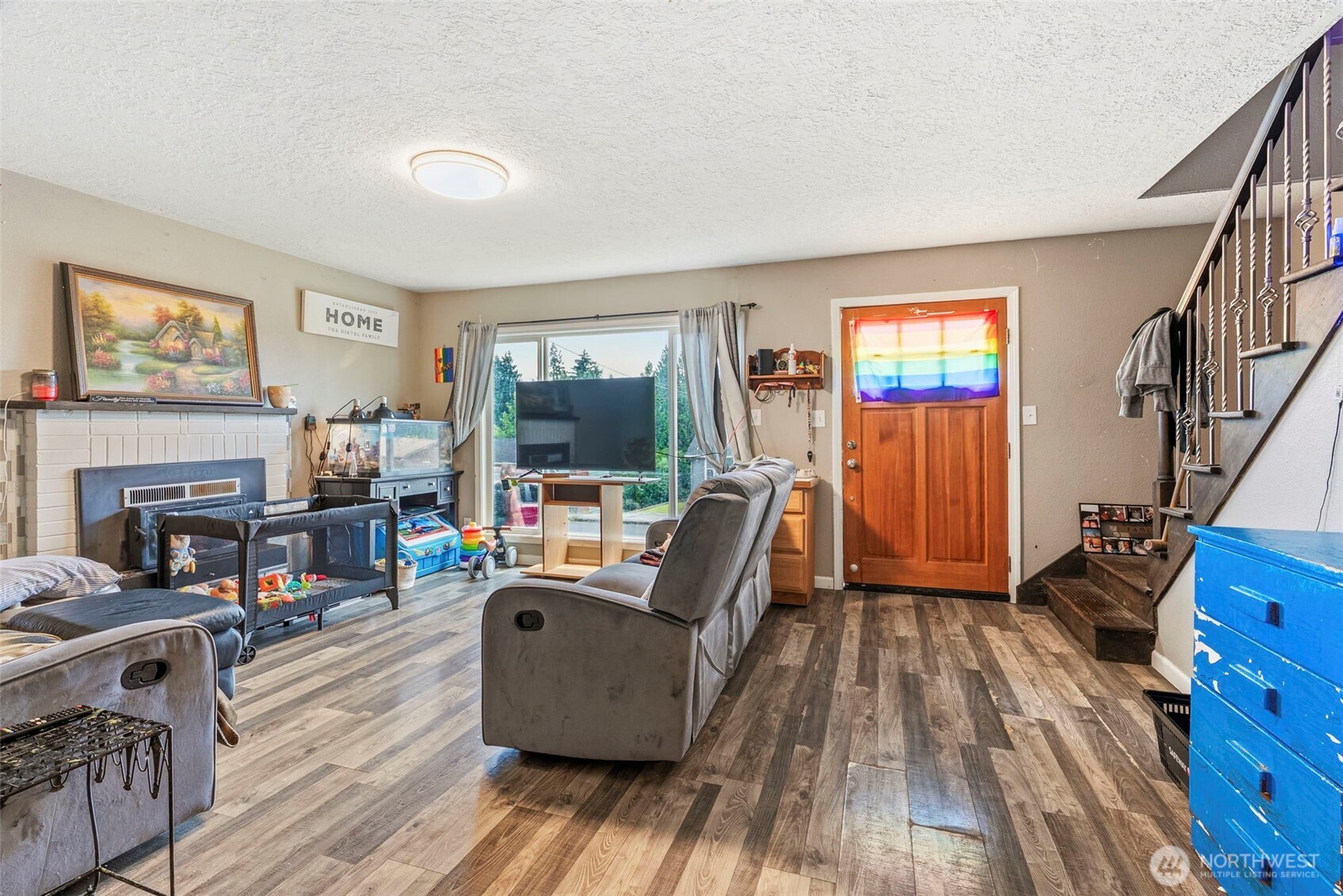 2411 Burcham Street Property Photo 6
