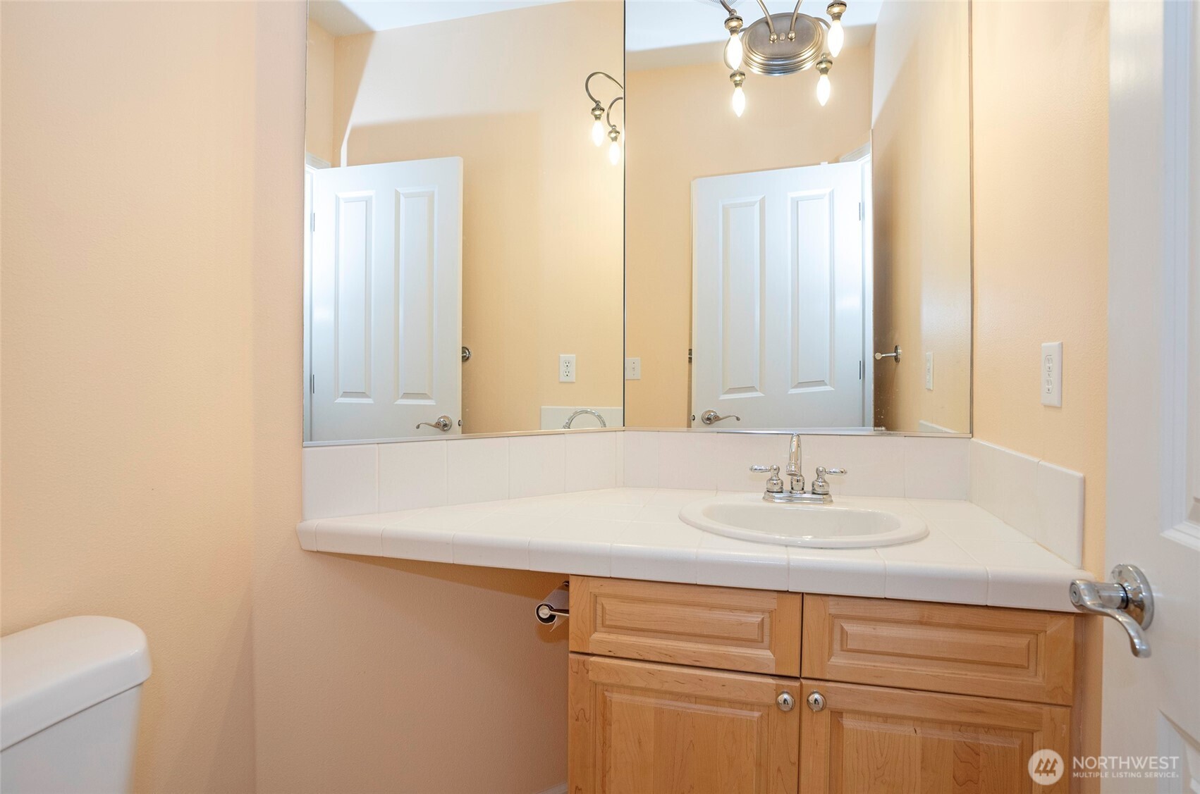 4008 42nd Street Property Photo 13