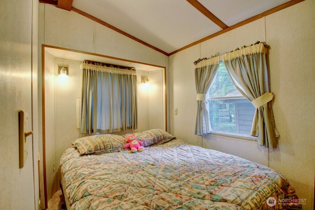 232 Schinn Canyon Drive Property Photo 13