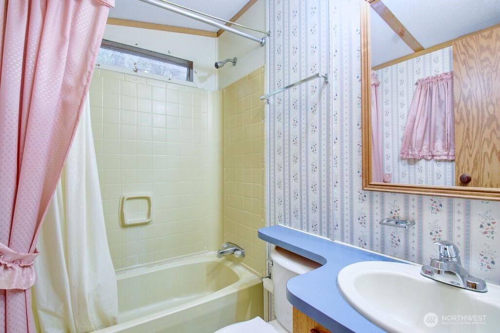 232 Schinn Canyon Drive Property Photo 14