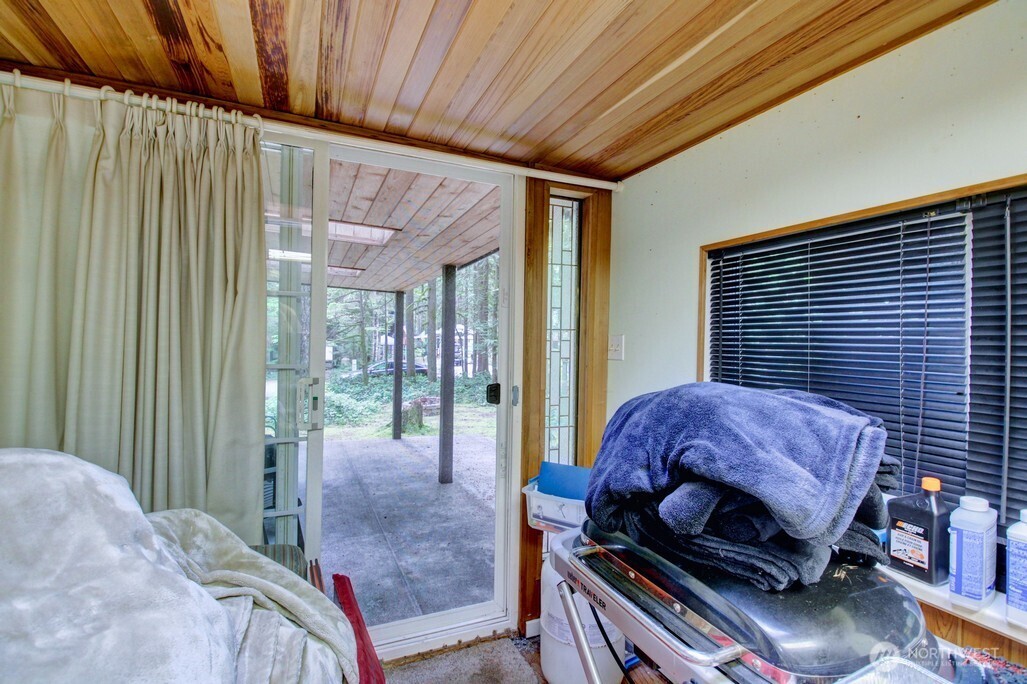 232 Schinn Canyon Drive Property Photo 16