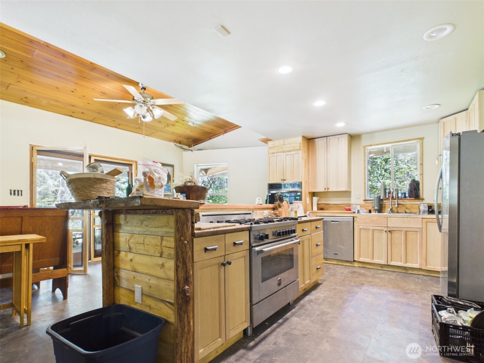 13995 Brae Burn Property Photo 7