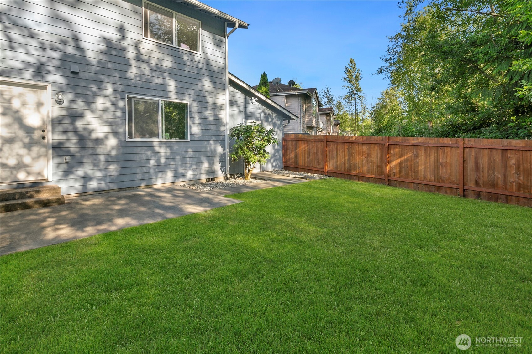2424 99th Avenue Property Photo 10