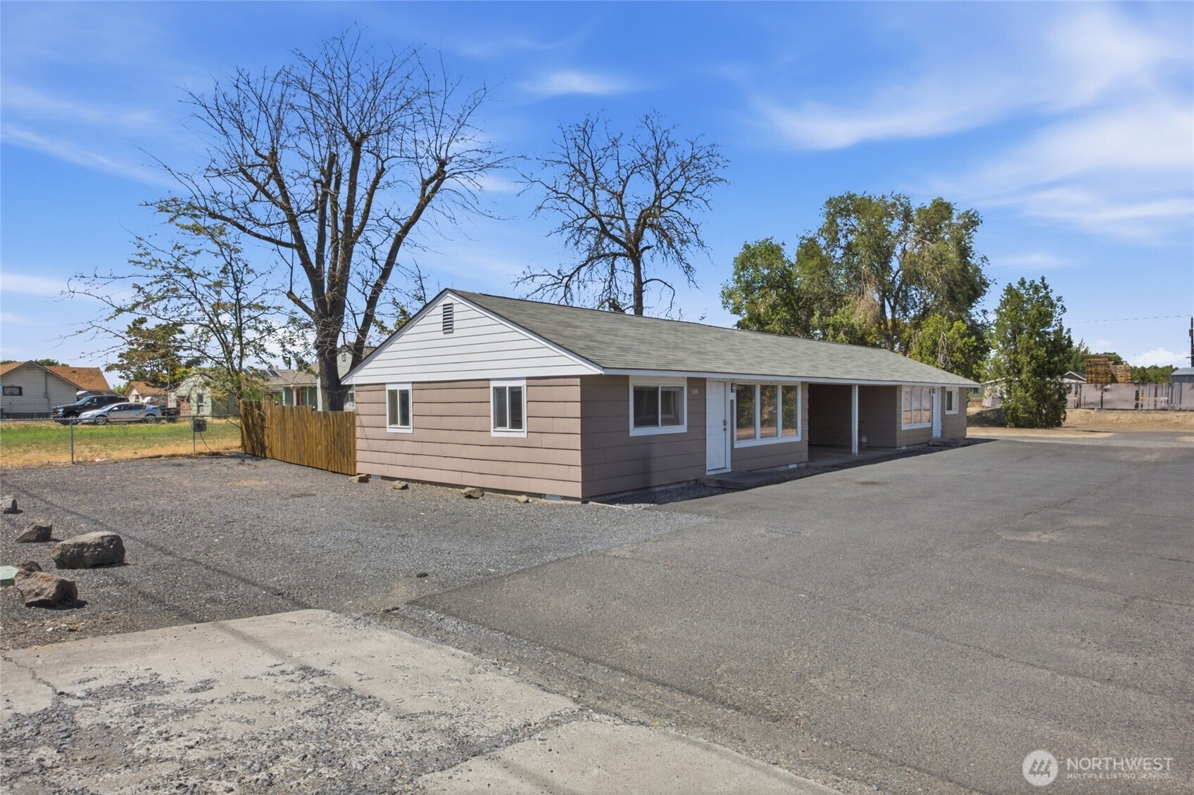329 S Gibby Road Property Photo 4