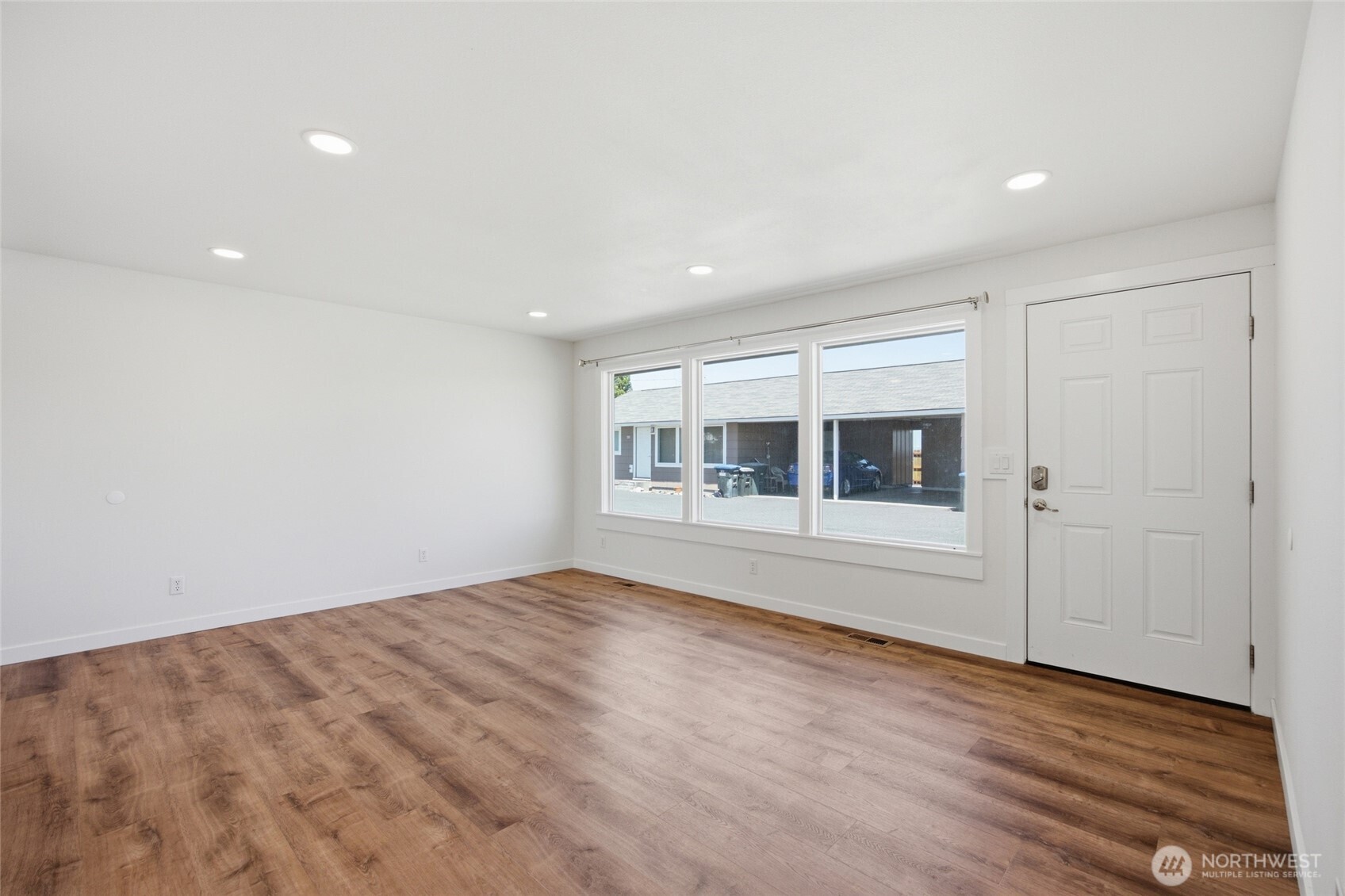 329 S Gibby Road Property Photo 11