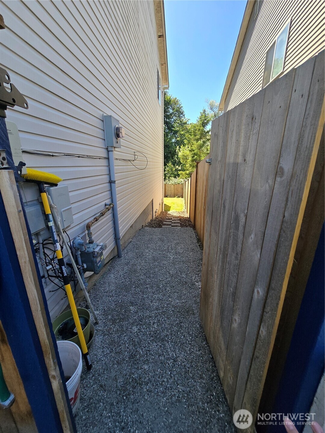6608 79th Drive Property Photo 8