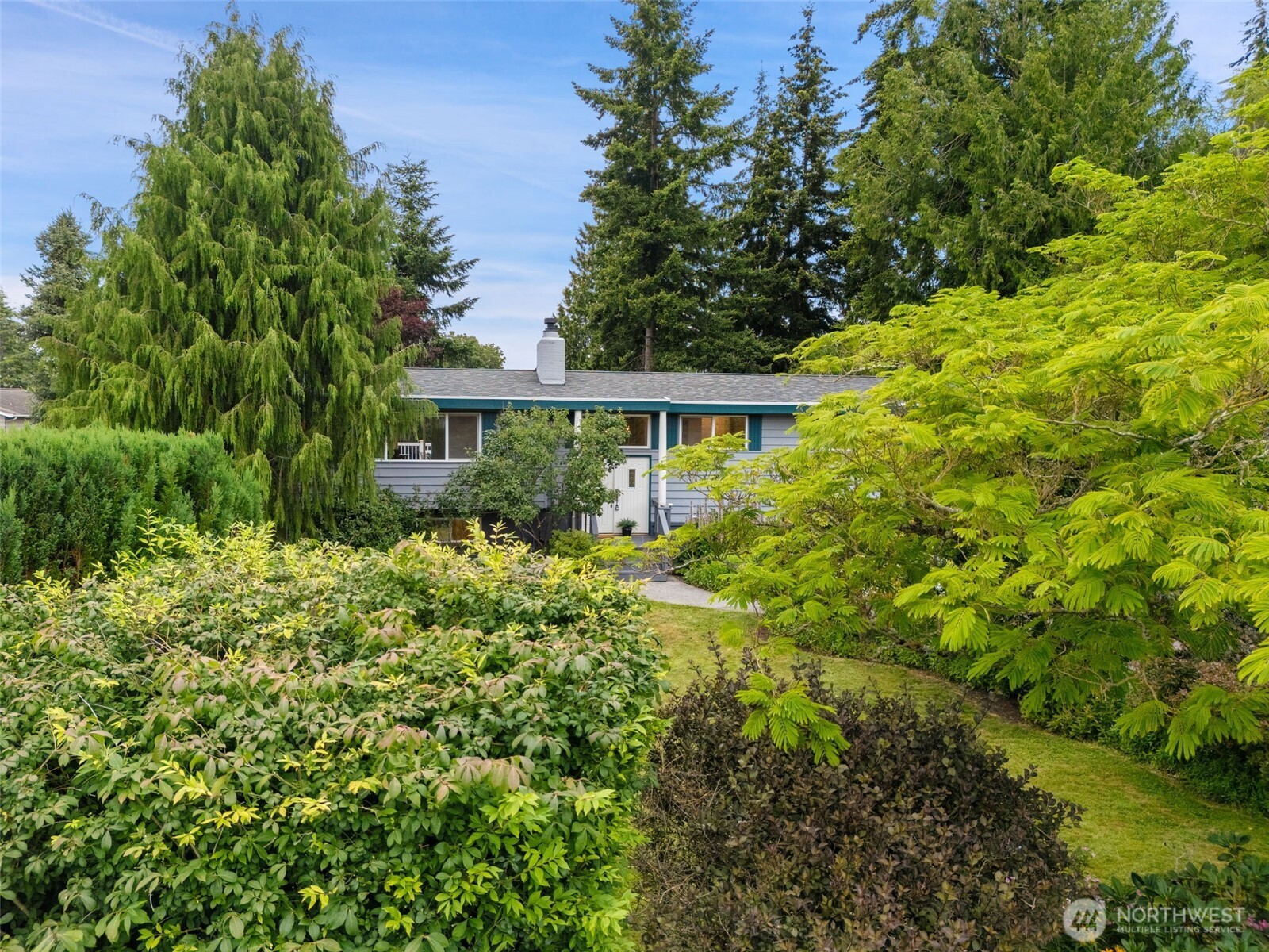 1011 Carol Way Property Photo 2