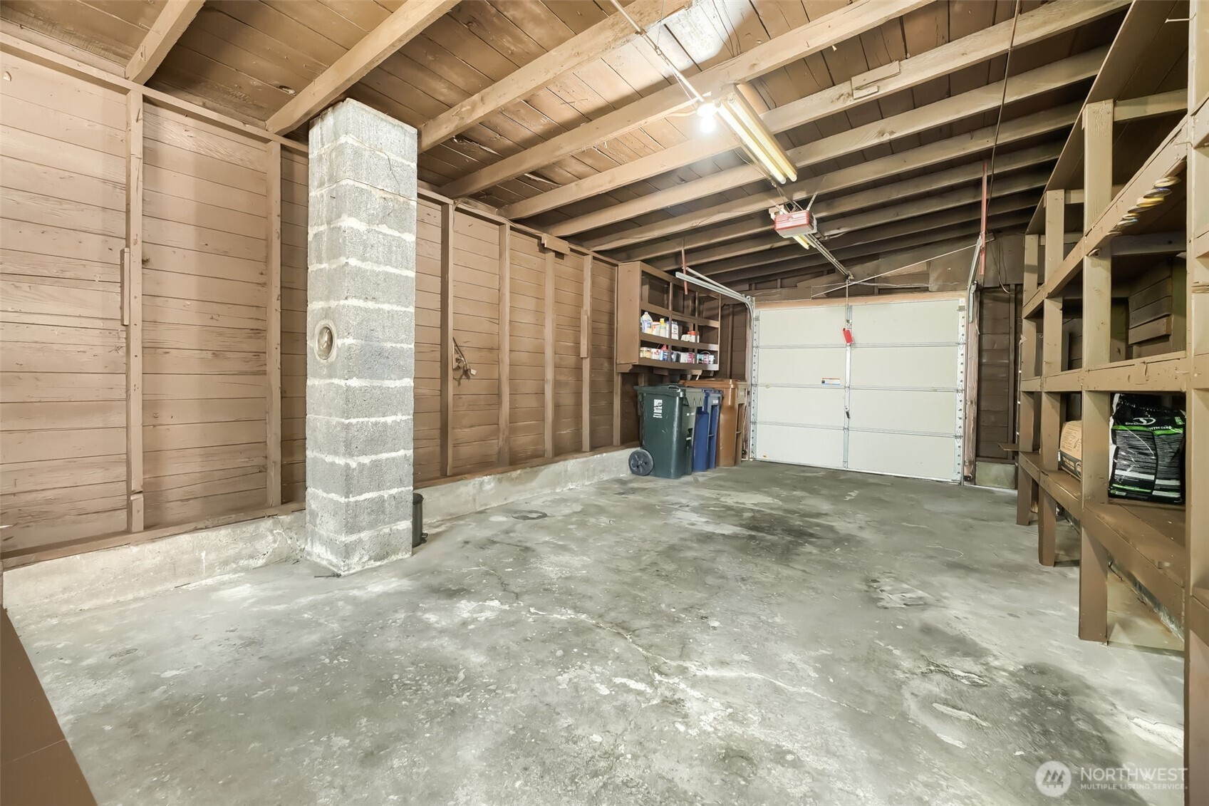 1315 S 43rd St Property Photo 6